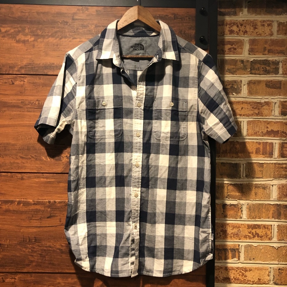 North Face Button Down Size Medium - image 1